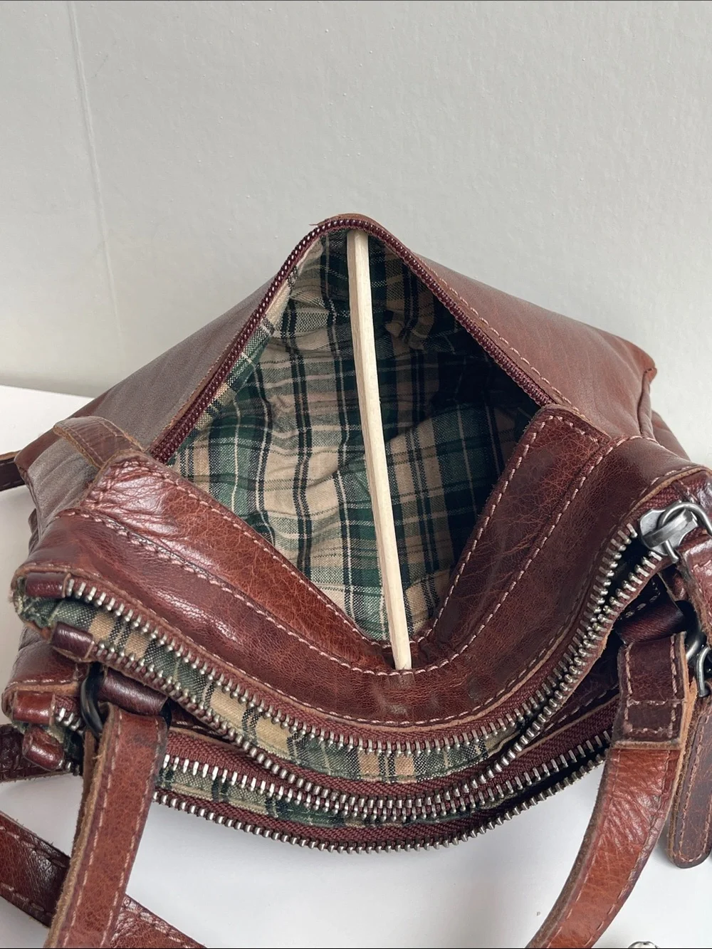 Wild West Los Angeles Genuine Leather Crossbody Bag